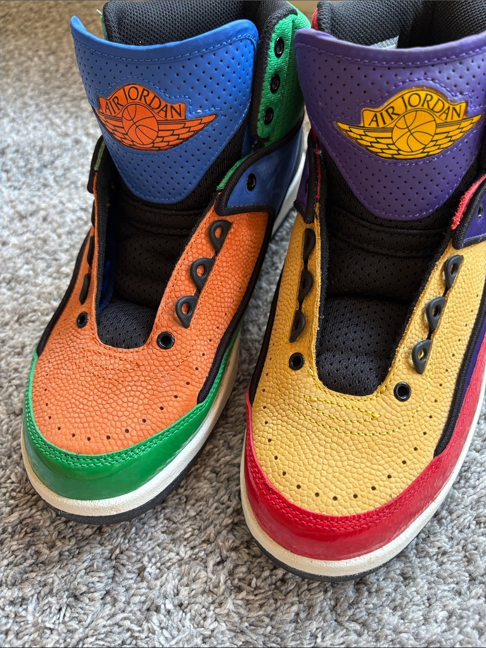 Air Jordan 2 Retro Multi-Color Rivals Women's Size 8 - Excellent Condition